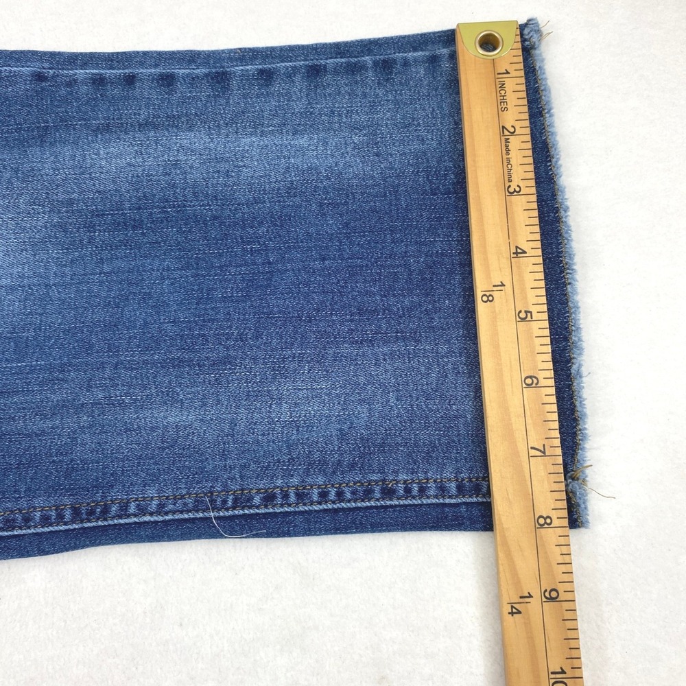 Maurices Cropped Jeans Women Sz 18 Distress Destroyed Denim Raw Hem Embroidered - Picture 12 of 13